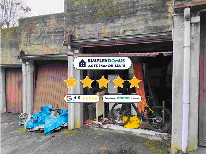 Appartamento con 6 locali in vendita in Via Enrico Fermi, Bardello con Malgesso e Bregano
