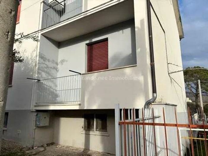 Appartamento quadrilocale in vendita in Via Della Repubblica, Centro, Civitella Casanova