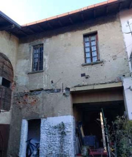 Appartamento bilocale in vendita in Via Vittorio Veneto, Vertemate con Minoprio