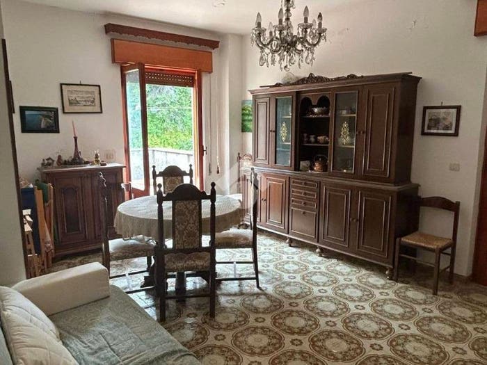 Appartamento trilocale in vendita in Via Costantino Tabolacci, Olevano Romano