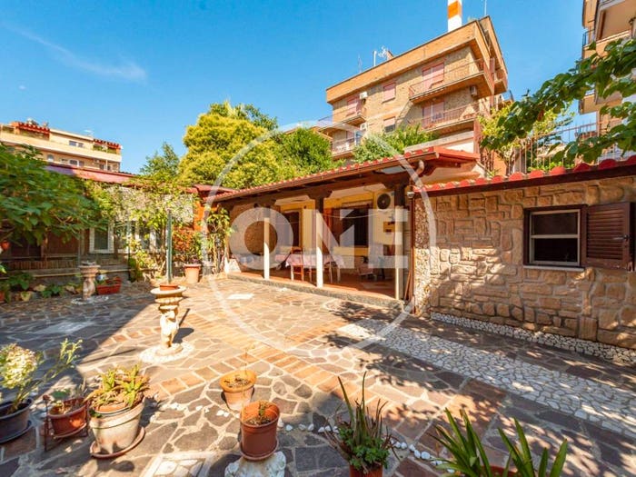 Appartamento bilocale in vendita in Via Sestino, Fidene, Roma