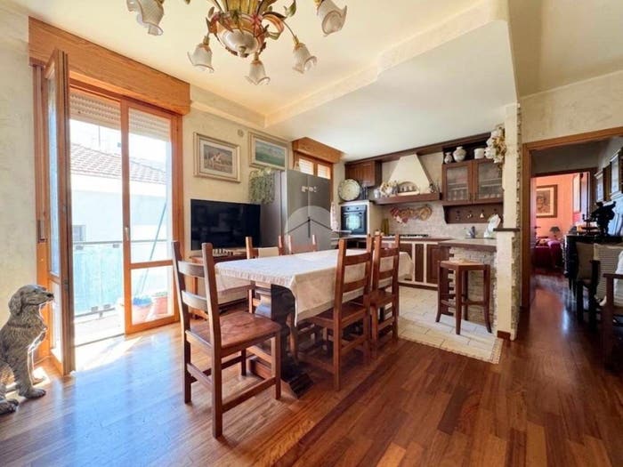 Appartamento trilocale in vendita in Via Conegliano, Rivabella, Rimini