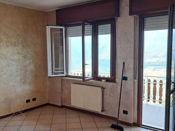 Appartamento quadrilocale in vendita in Via Francesco Rizzo de' Galizzi, Santa Croce, San Pellegrino Terme