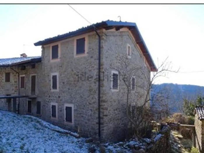 Appartamento bilocale in vendita in Via Cà Astori, Dossena