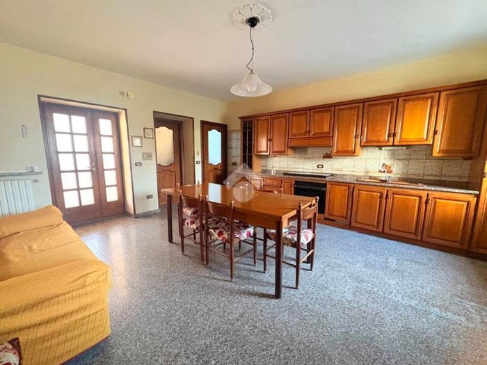 Casa quadrilocale in vendita in Via Santa Maria, Centro, Pompiano