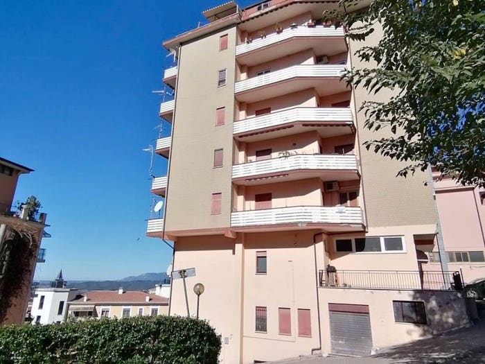 Appartamento con 5 locali in vendita in Via della Peschiera, Centro, Anagni
