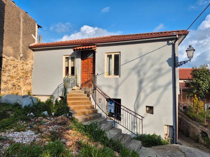 Appartamento trilocale in vendita in Via Regina Margherita, Centro, Ogliastro Cilento