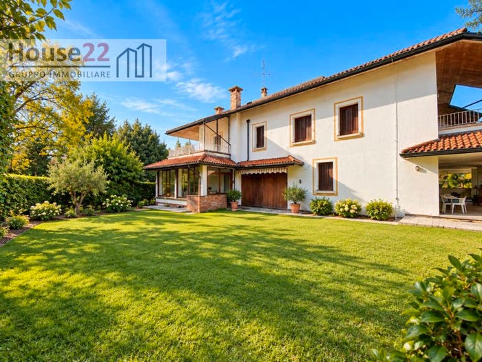 Casa con 6 locali in vendita in Via Paoloni, Paoloni, Arcugnano