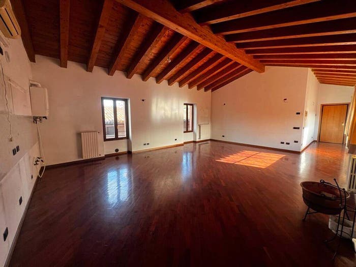 Casa quadrilocale in vendita in Centro, Castiglione delle Stiviere