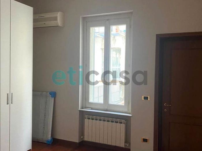 Appartamento trilocale in vendita in Corso Vittorio Emanuele II Piacenza, Centro Storico, Piacenza