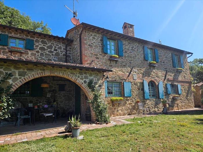 Casa con 5 locali in vendita in Località Poggio al Vento, Città della Pieve