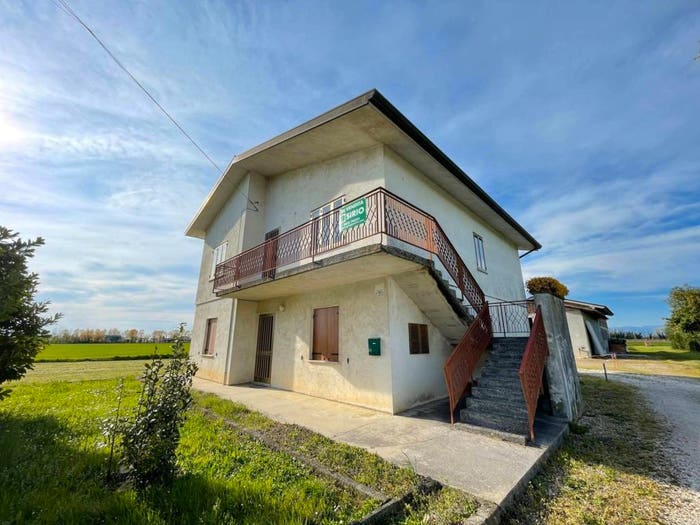 Casa con 5 locali in vendita in Via dei Tigli, Palmanova