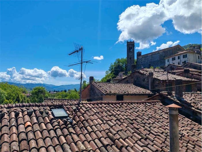 Appartamento trilocale in vendita in Via san Frediano, Centro, Gallicano