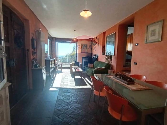 Casa con 6 locali in vendita in VIA MONTEVERDE, Fontia Fossola Fossone, Carrara