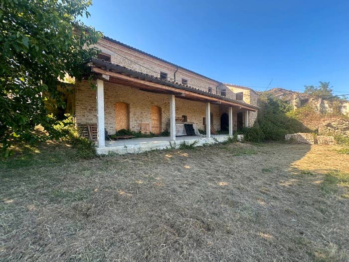 Casa quadrilocale in vendita in Via Garibaldi, Campli