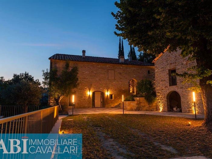 Casa con 6 locali in vendita in VIA CORDIGIANI, Marradi