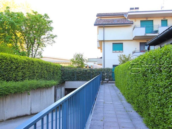 Appartamento trilocale in vendita in giacomo leopardi, Centro, Lainate