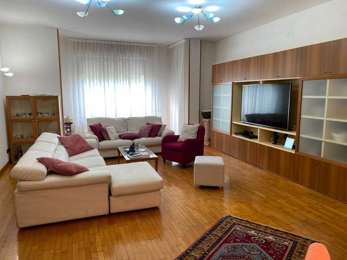 Appartamento con 6 locali in vendita in Piazza Garibaldi, Alessandria