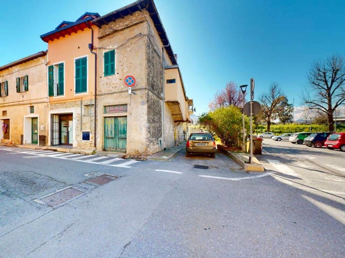 Appartamento quadrilocale in vendita in Via al piemonte, Centro, Albenga