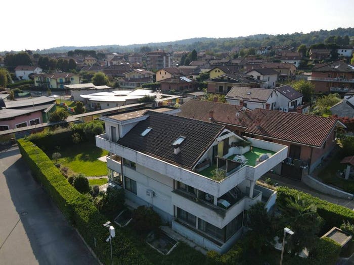 Casa con 6 locali in vendita in Strada Bucet, Rosta