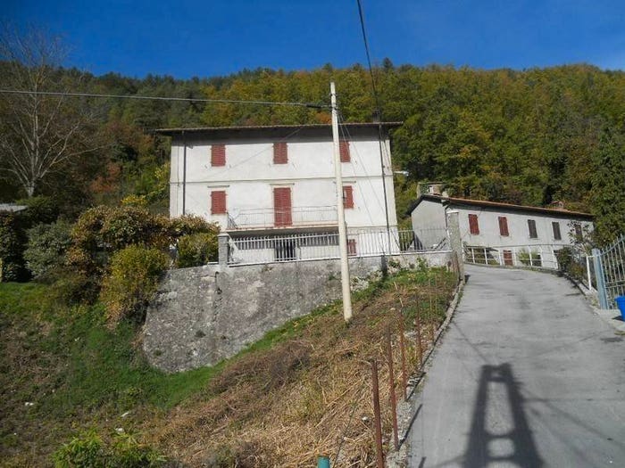 Casa con 6 locali in vendita in Gorfigliano, Minucciano