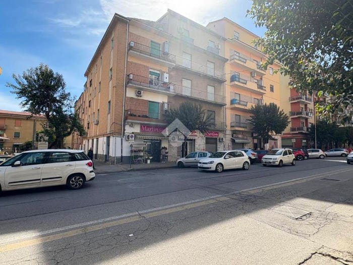 Appartamento trilocale in vendita in Via Panebianco, Panebianco Tribunale, Cosenza
