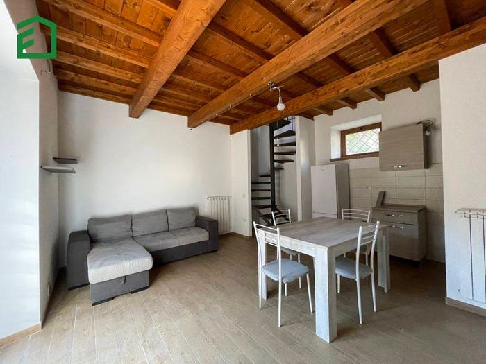 Casa bilocale in vendita in Via Piave, Giove