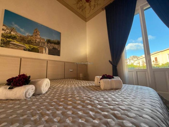 Casa trilocale in vendita in Corso Umberto I, Modica Bassa, Modica