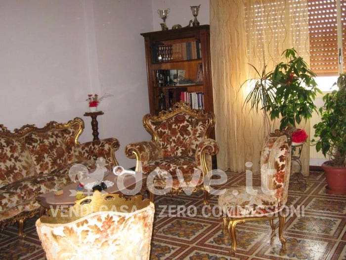 Appartamento con 6 locali in vendita in Via Tenente A Genovese, Centro, Barcellona Pozzo di Gotto