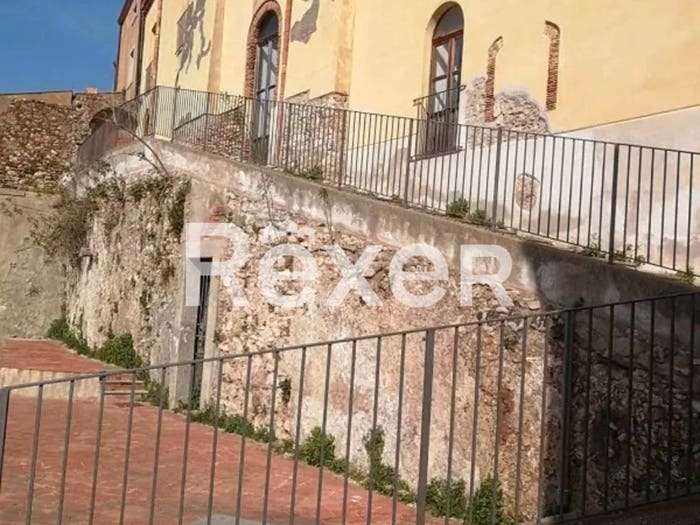 Appartamento con 5 locali in vendita in Via Monastero, Centro, Patti
