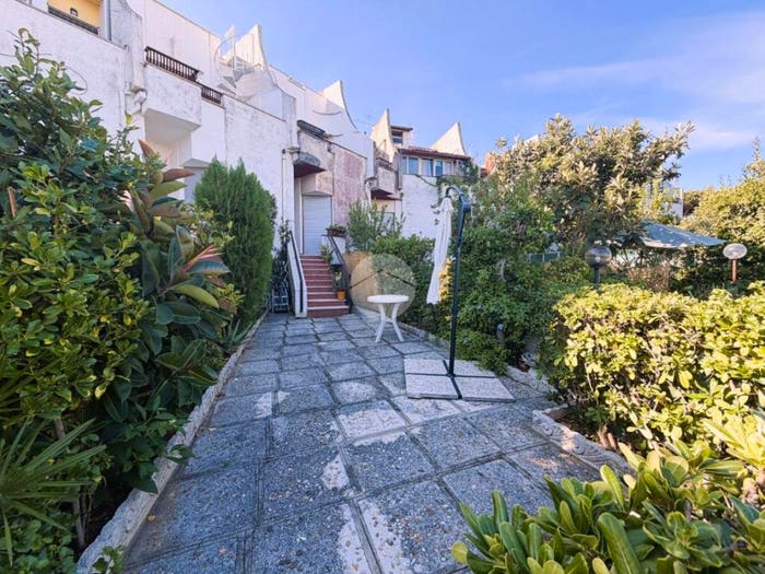 Casa bilocale in vendita in Viale del Pesco, Villaggio Giornalisti Poggio, Anzio