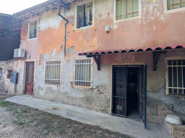 Casa con 6 locali in vendita in Via Darramara, Montorso Vicentino