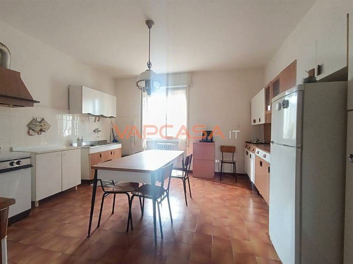 Appartamento con 6 locali in vendita in Via Italia, Centro, Bolgare