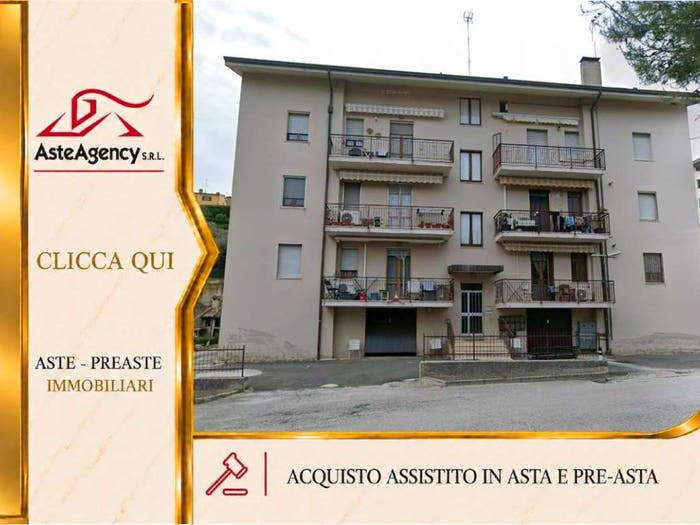 Appartamento con 5 locali in vendita in Via Ginestreto, Centro, Montefano