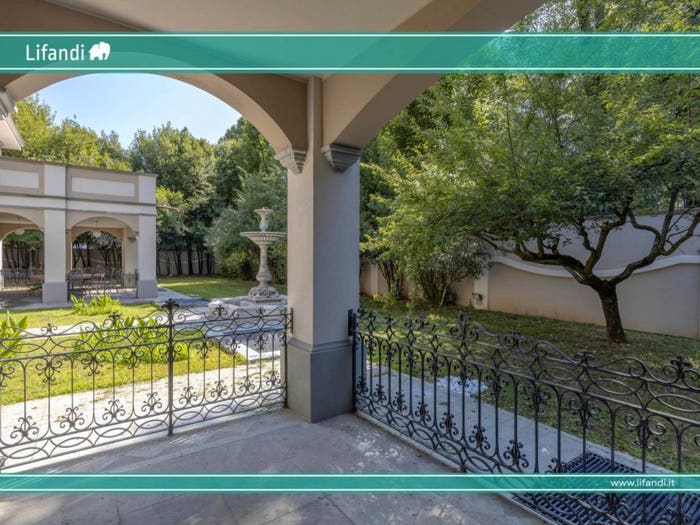 Casa con 6 locali in vendita in Chiari