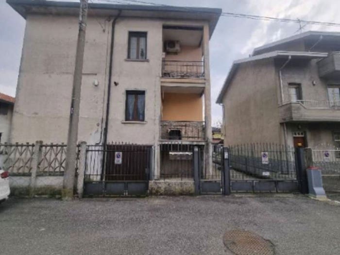 Appartamento bilocale in vendita in Via dell'Assunta, Villaggio Brollo, Solaro