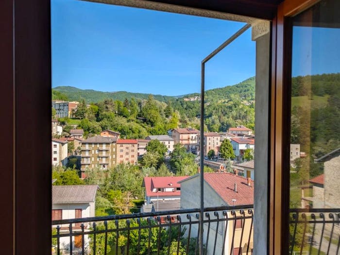 Appartamento trilocale in vendita in Via Isola Bellai, Centro, Ferriere