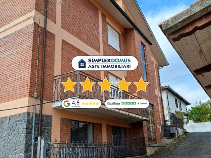 Appartamento con 6 locali in vendita in Via Giuseppe Verdi, Centro, Acquapendente