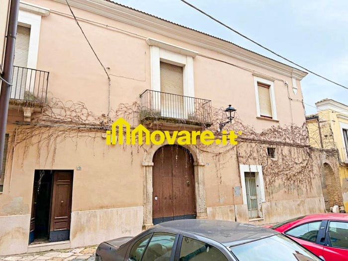 Casa con 6 locali in vendita in Via Scassa, Centro, Lucera