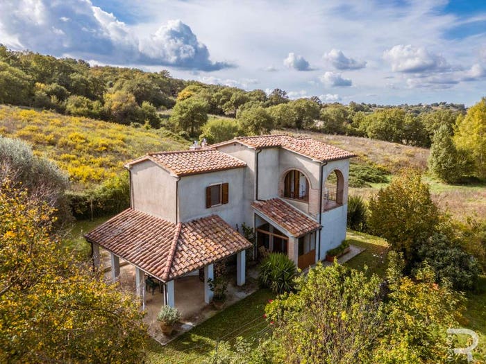 Casa quadrilocale in vendita in Via Scansanese, Montemerano, Manciano