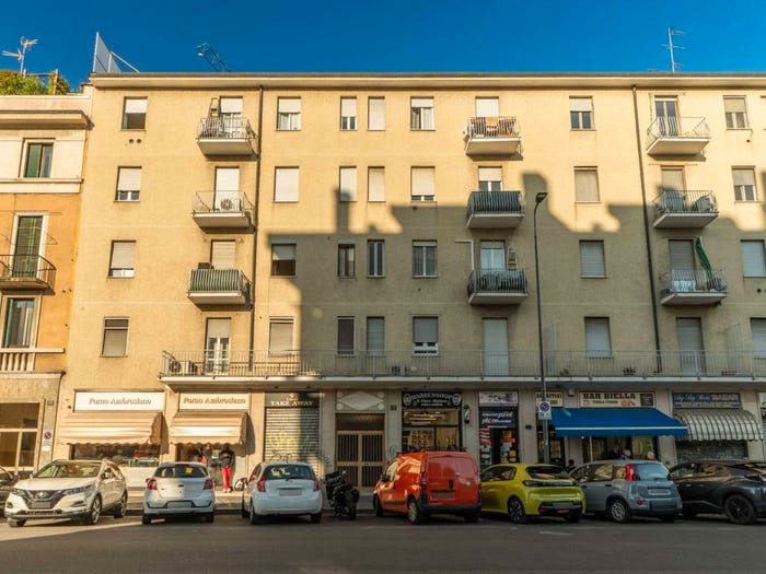 Appartamento bilocale in vendita in Via Biella, Famagosta, Milano
