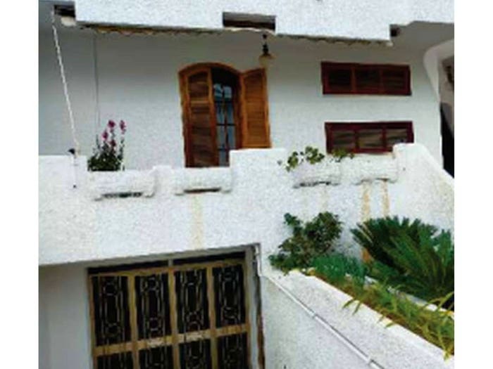 Appartamento con 6 locali in vendita in Via Magna Grecia, Martano