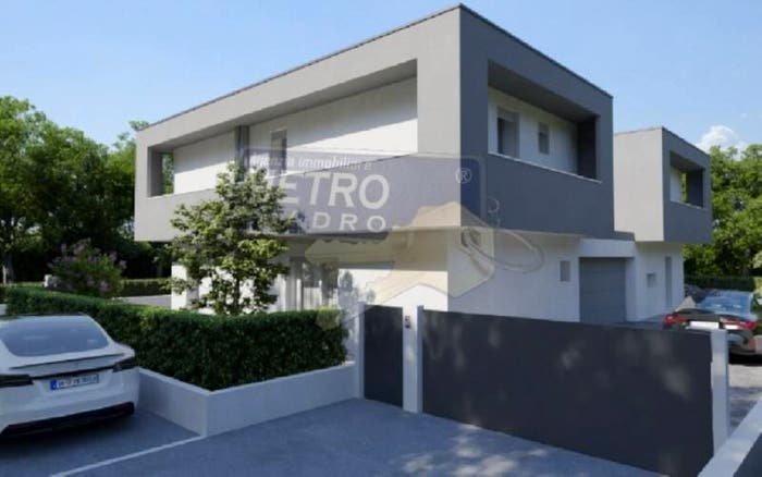 Appartamento quadrilocale in vendita in VIA DEL COSTO, Zanè