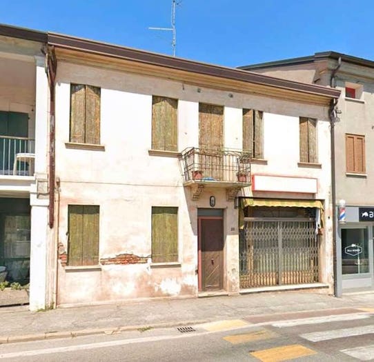 Casa con 6 locali in vendita in via Padova, Tencarola, Selvazzano Dentro