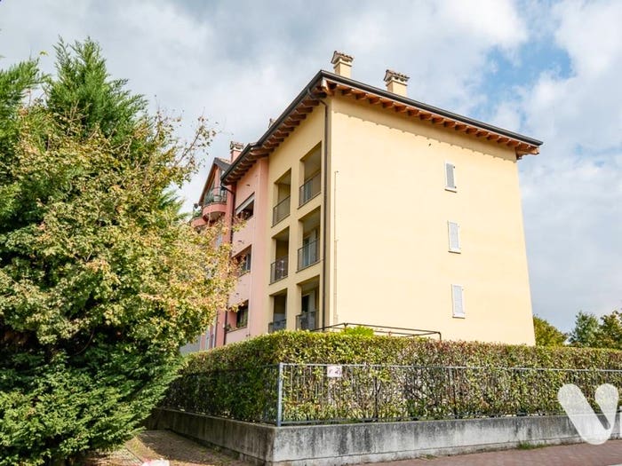 Appartamento trilocale in vendita in Via Papa Paolo VI, Centro, Oggiono