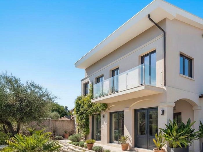 Appartamento con 6 locali in vendita in Via Girolamo Savonarola, Vittoria Apuana, Forte dei Marmi