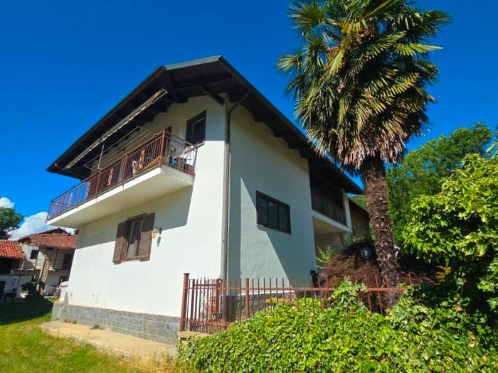 Casa con 6 locali in vendita in Borgata Biellese, Biellese Belvedere, Trana