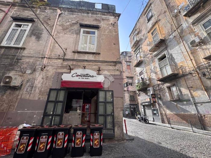 Appartamento bilocale in vendita in Vico S Maria del Pozzo, Sanità, Napoli