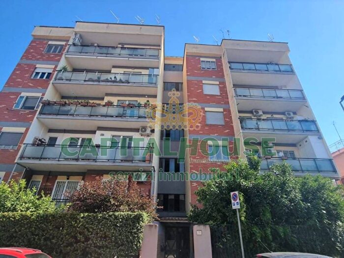 Appartamento trilocale in vendita in Via Salerno, Acquaviva, Caserta