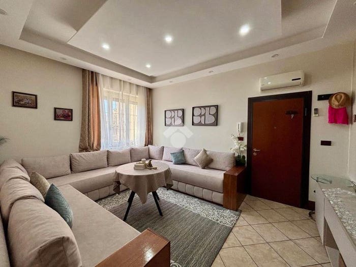 Appartamento quadrilocale in vendita in Via Carrari, Centro, Sommacampagna